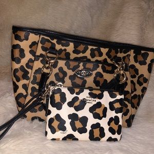 Coach cheetah print set